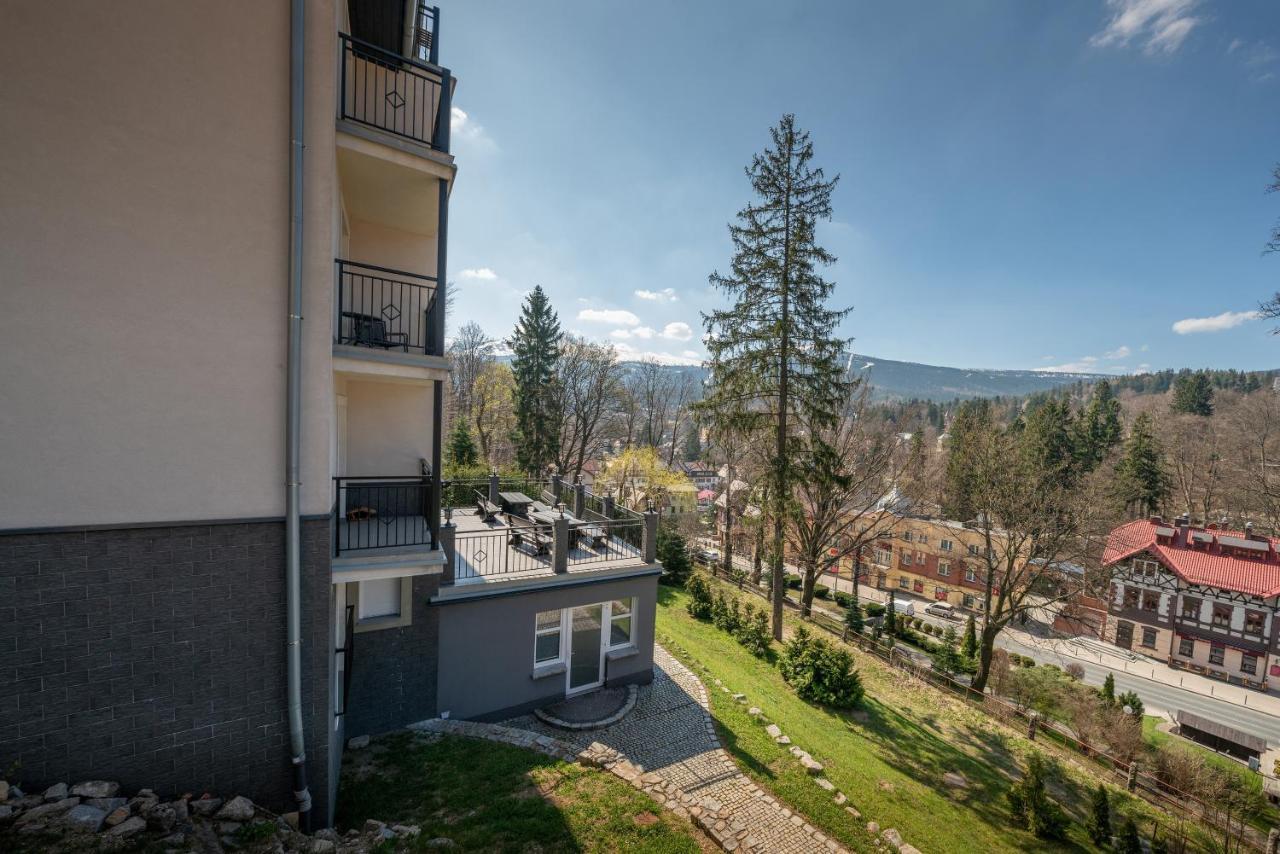Rentplanet - Apartamenty Pstrowskiego Szklarska Poręba Exterior foto