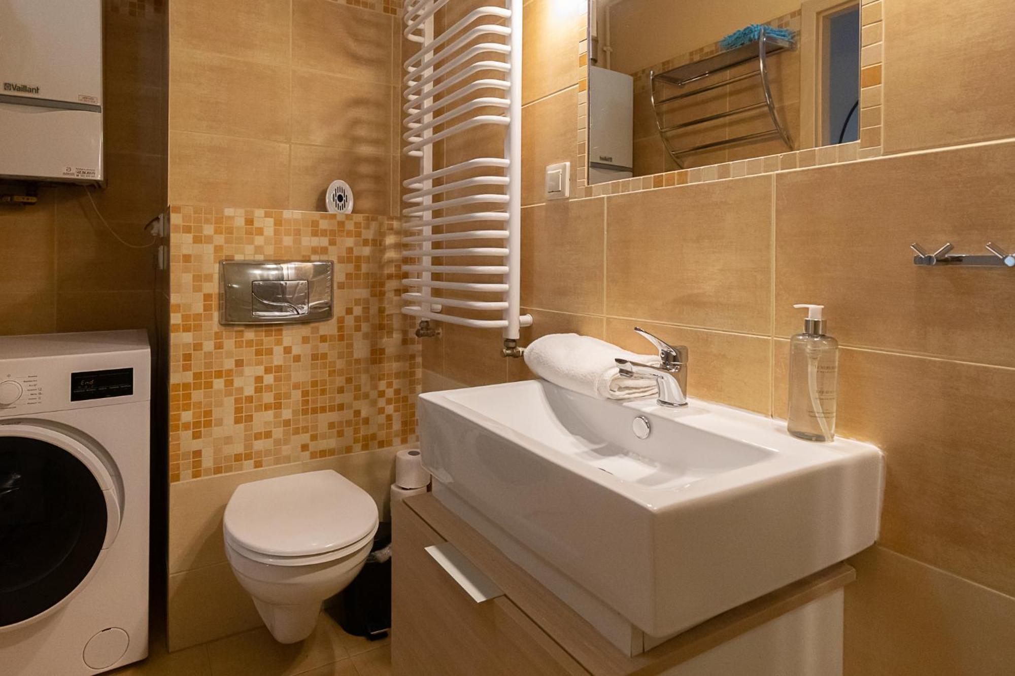Rentplanet - Apartamenty Pstrowskiego Szklarska Poręba Exterior foto